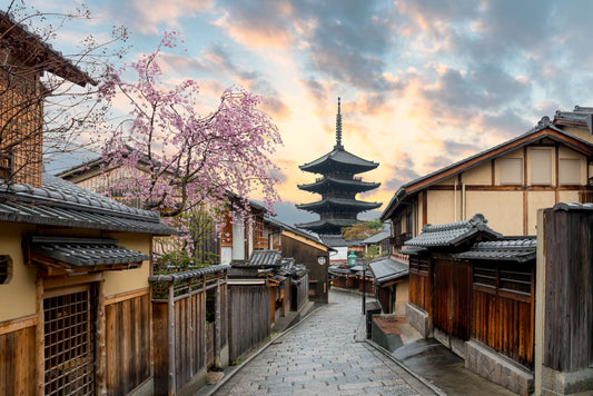 Essence of Kyoto: Arts & Crafts