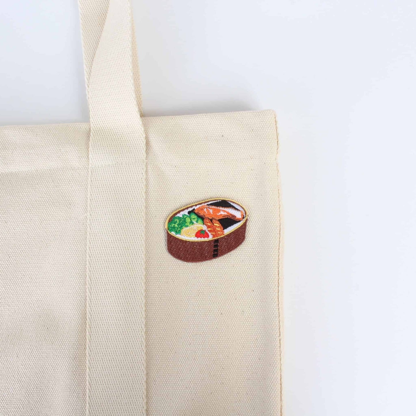 Mage Wappa Bento Embroidered Iron-On Patch | Made in Japan