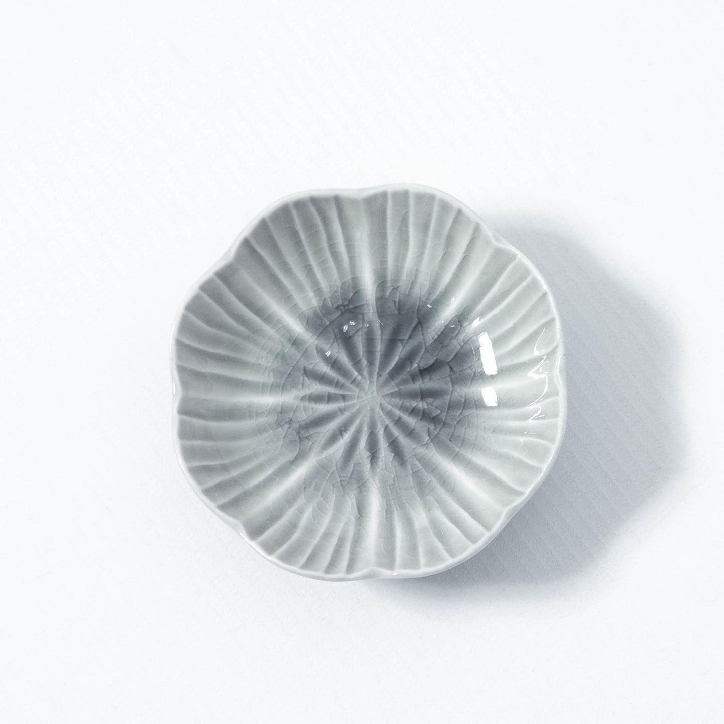 Small Plate Flower Grey