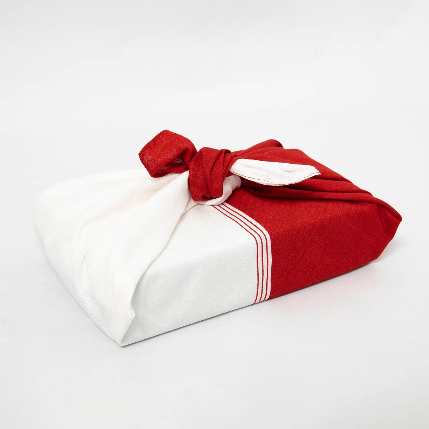 Medium Furoshiki - Hare Tsutsumi Diagonal Bicolor Red