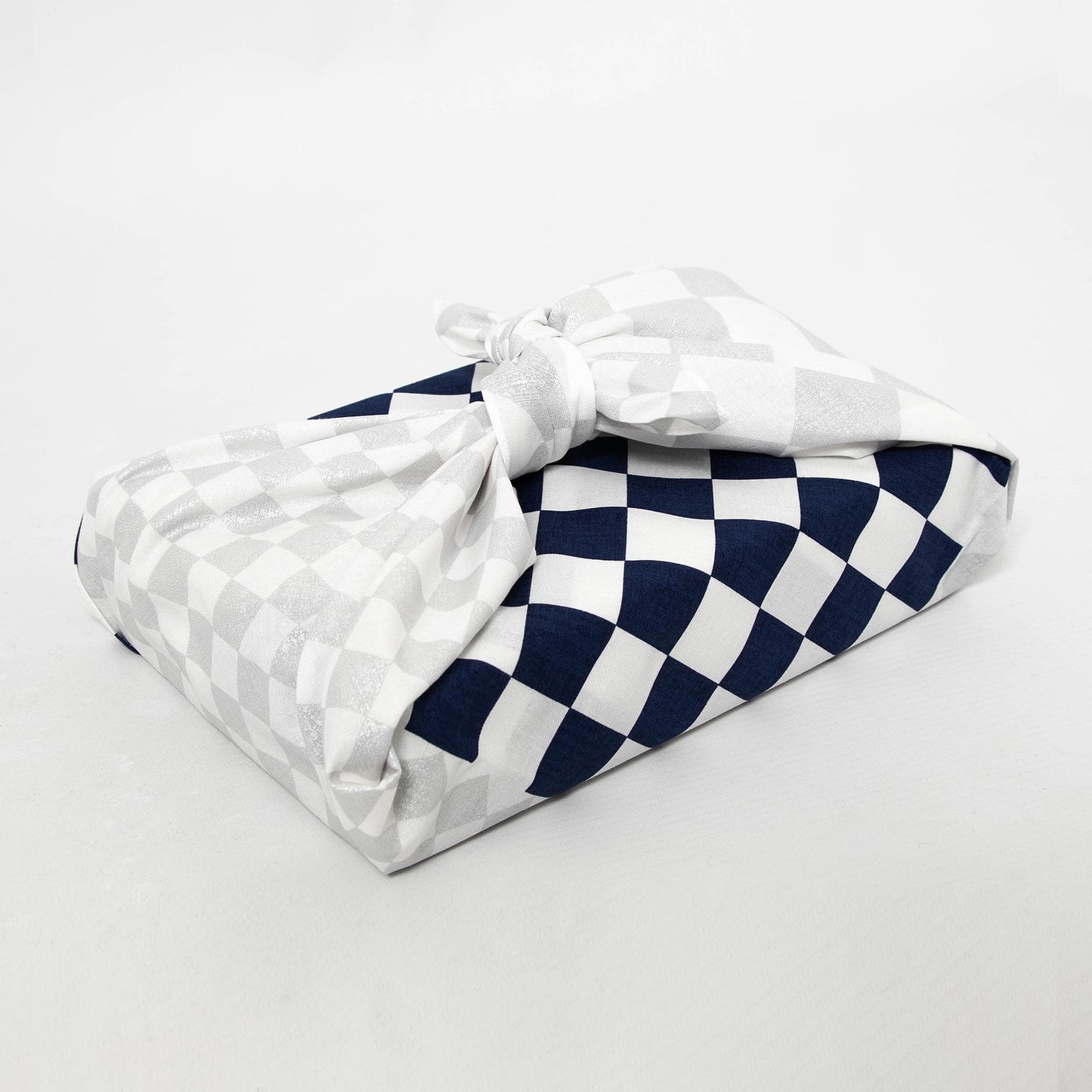 Medium Furoshiki - Hare Tsutsumi Ichimatsu