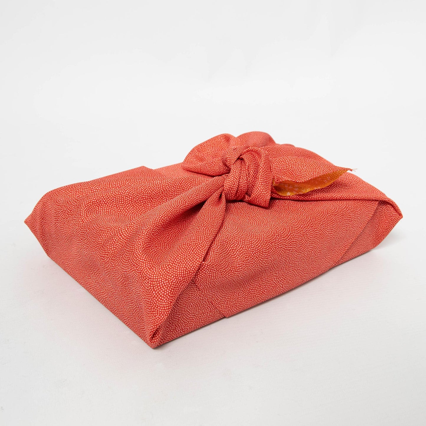 Medium Furoshiki - Amunzen Reversible Sharkskin Pattern / Sakura Red Yellow