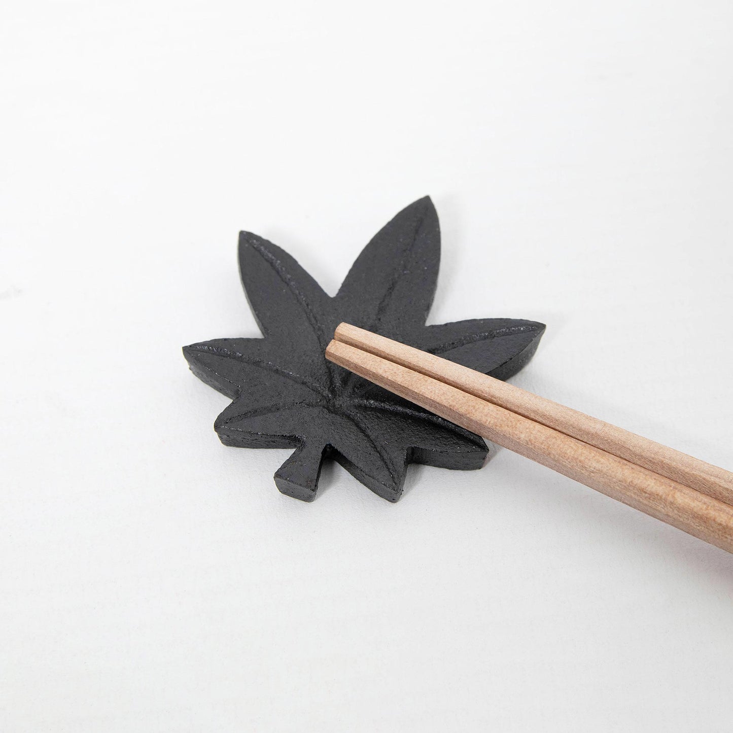 Cast Iron Chopstic Holder - Maple