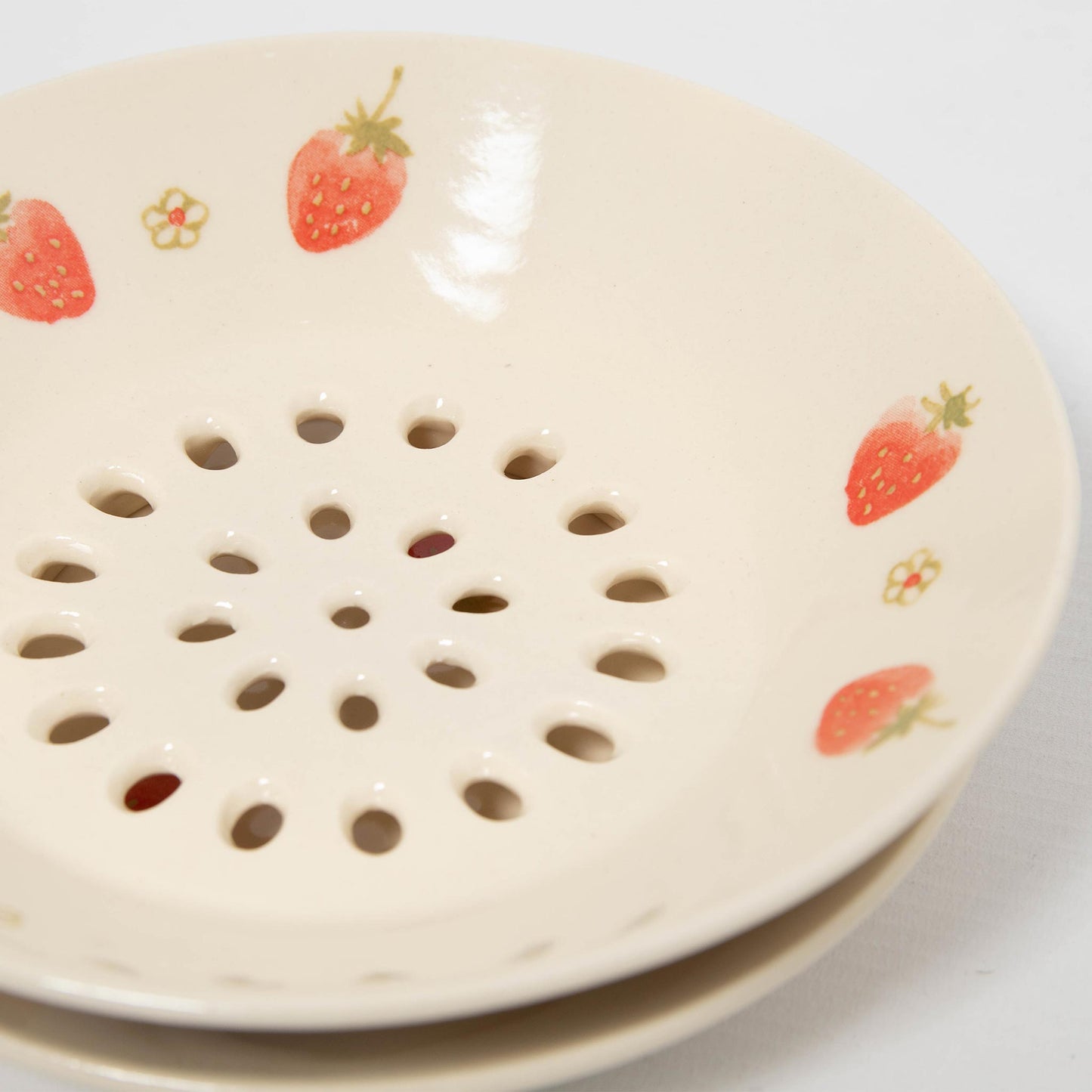Colander with Plate - Strawberry