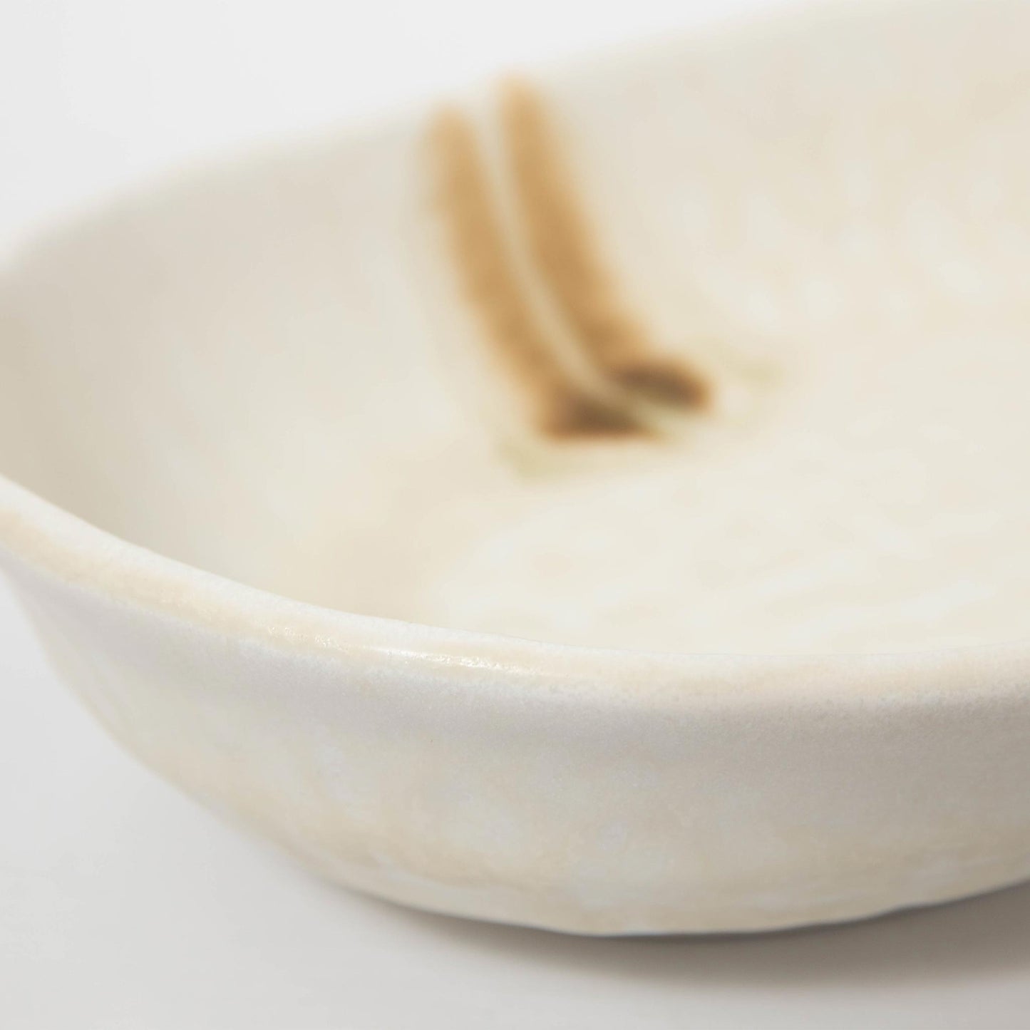 Oval Bowl Amber Tokusa 20.5cm