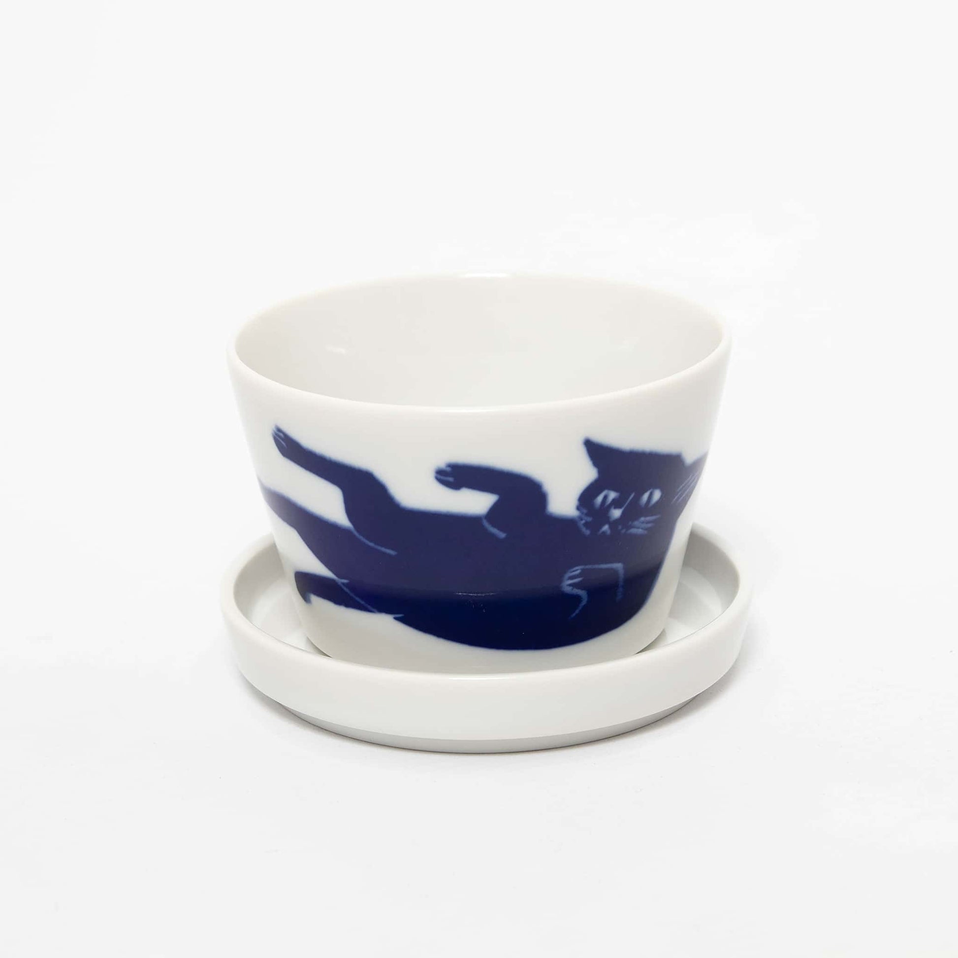 Cup with Small Lid Plate - Black Cat