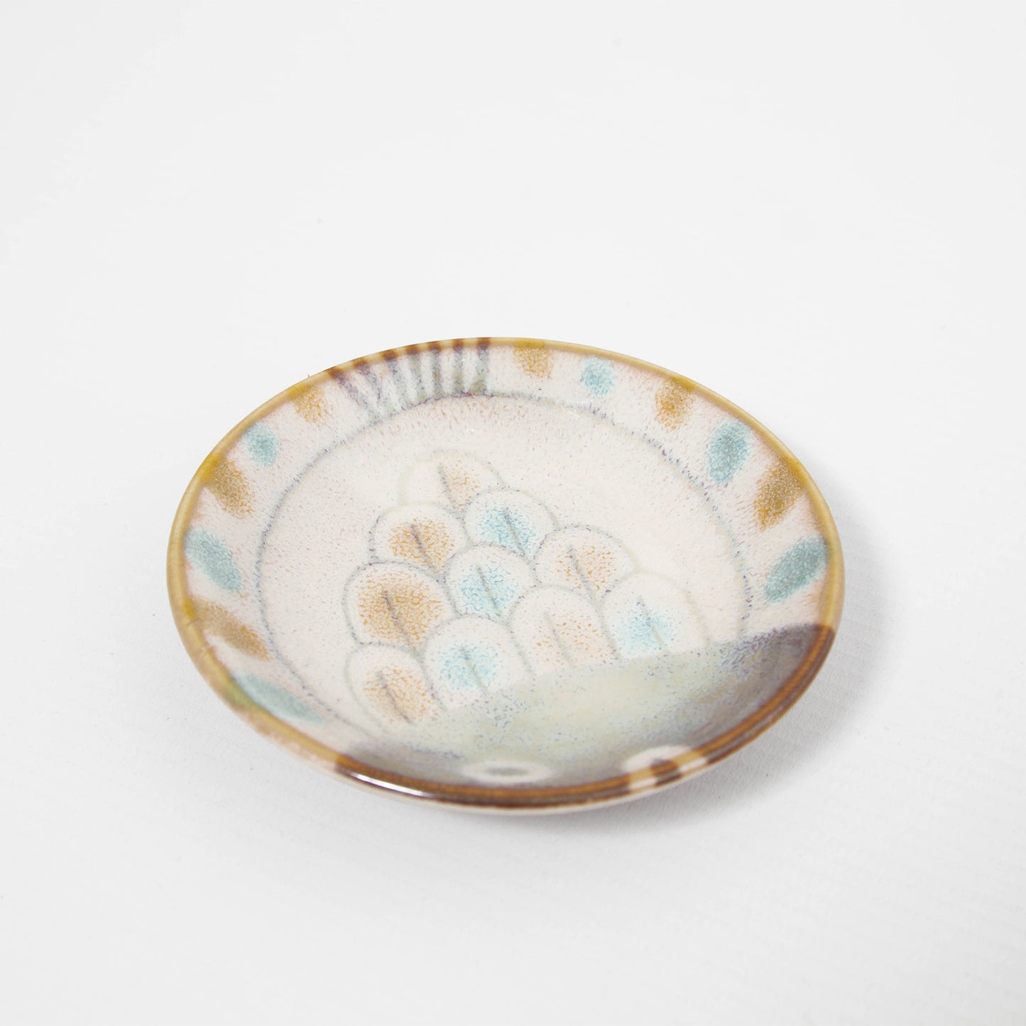 Small Plate Brush Colour Fish 9cm