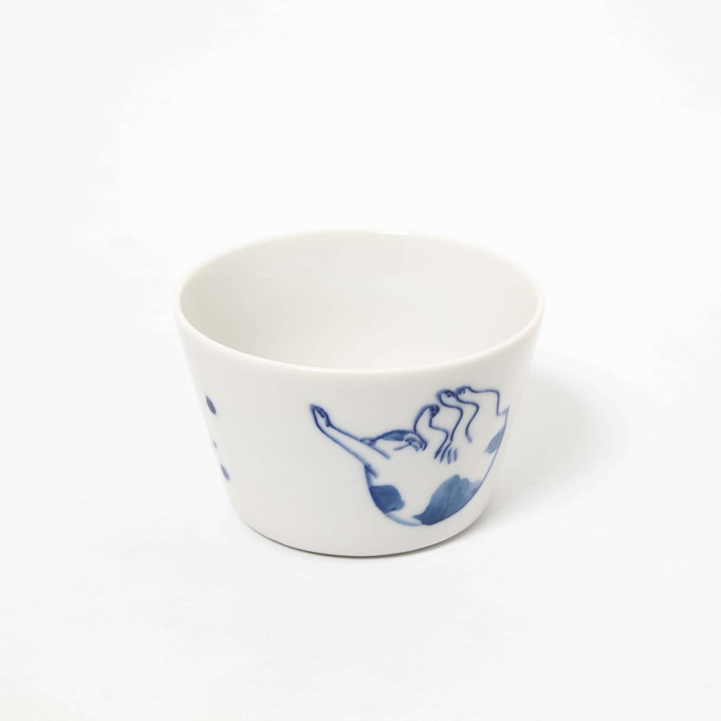 Cup with Small Lid Plate - Relaxed Cat