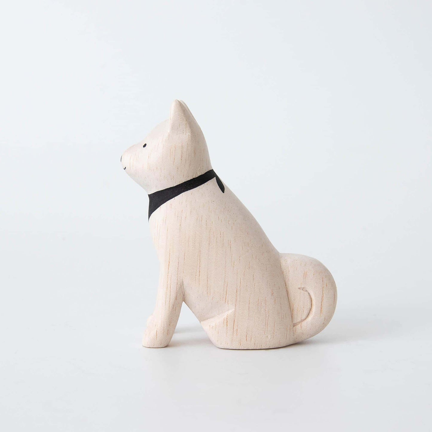 Wooden Animal Akita Dog