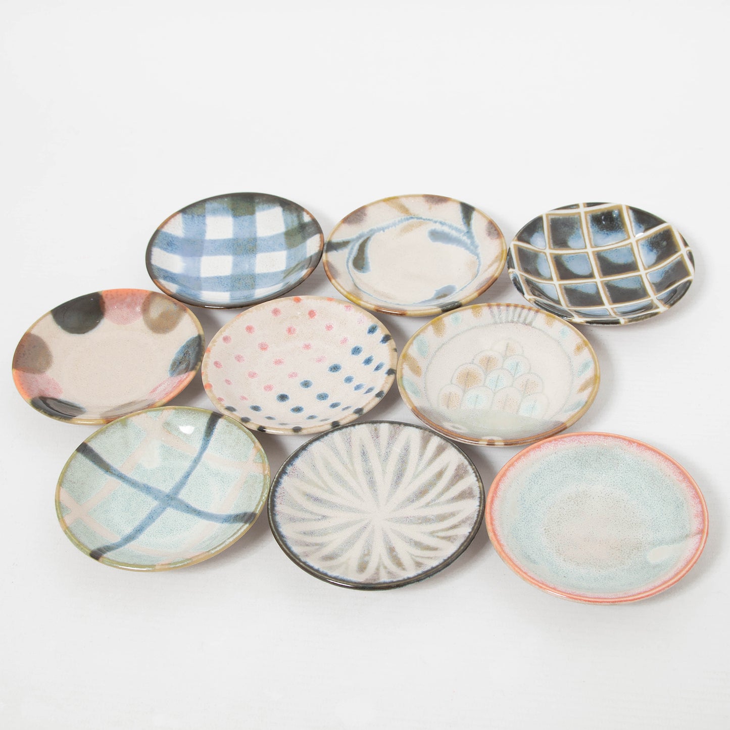 Small Plate Brush Colour Fish 9cm