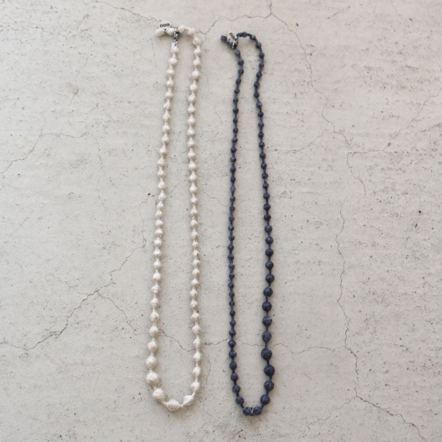 Necklace Sphere Plus 60 Silk/linen - Charcoal