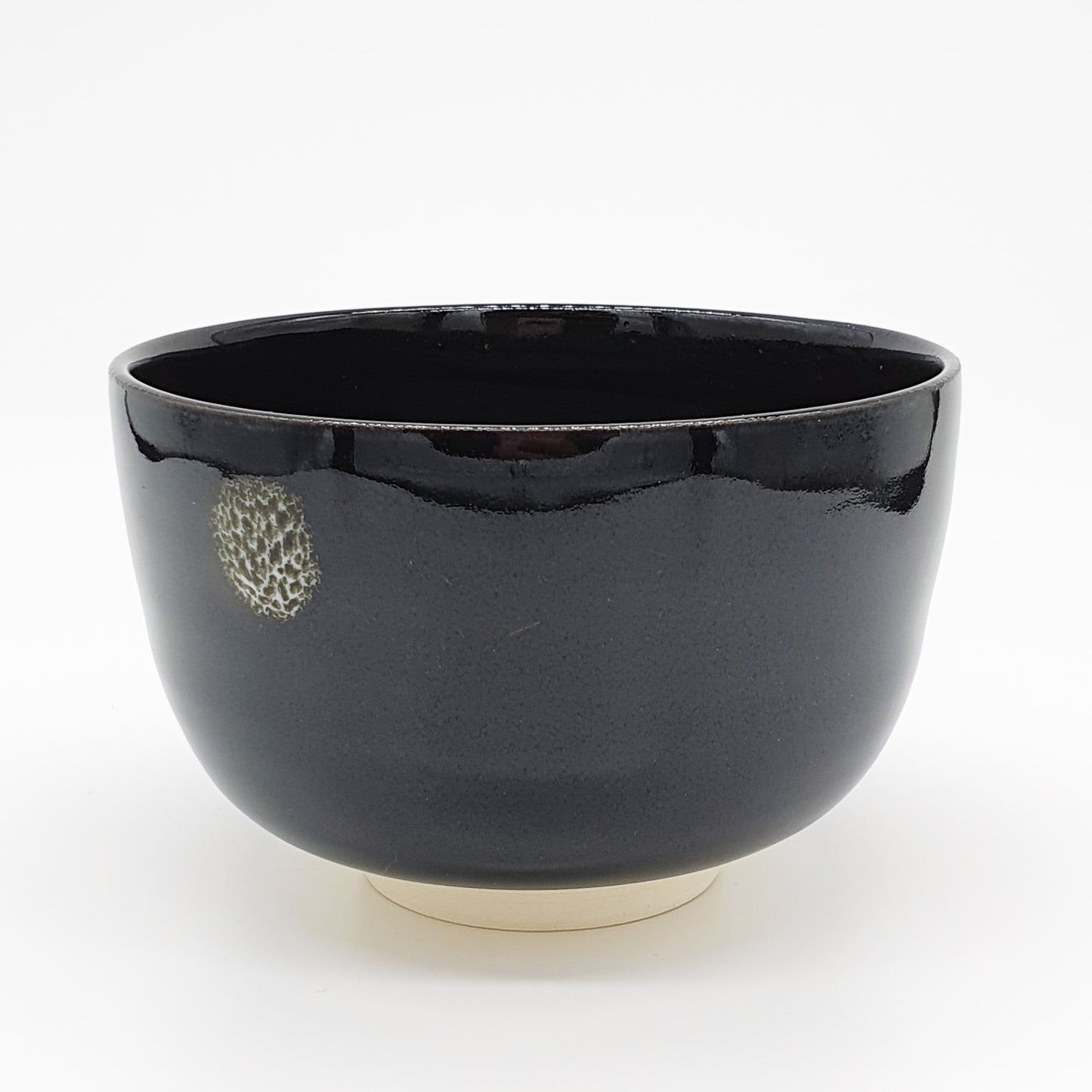 Matcha Bowl - Black Glaze with Whiter Pattern