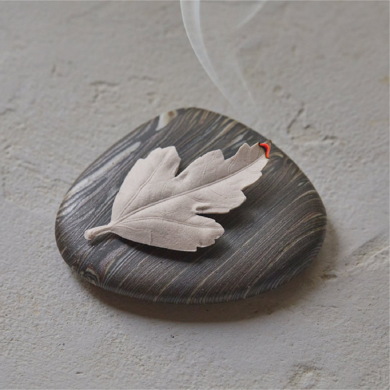 HAKO Paper Leaf Incense - Citrus