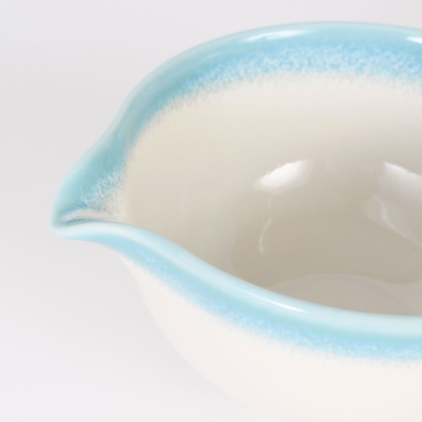 Matcha Latte Bowl with Pouring Spout | Cool Breeze | Mino Ware | Made in Japan
