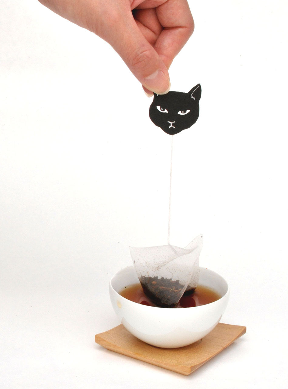 Nekocha – Japanese Black Tea with Cat-Shaped Tea Tags