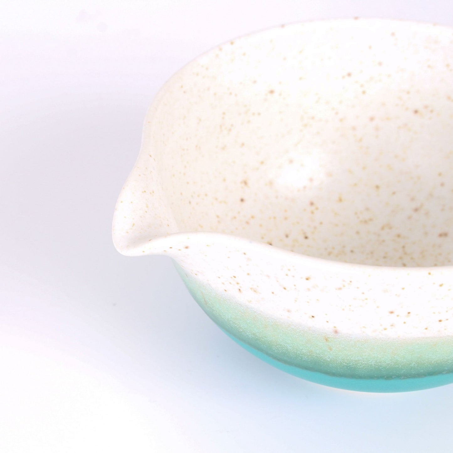 Matcha Latte Bowl - White and Turquoise Blue
