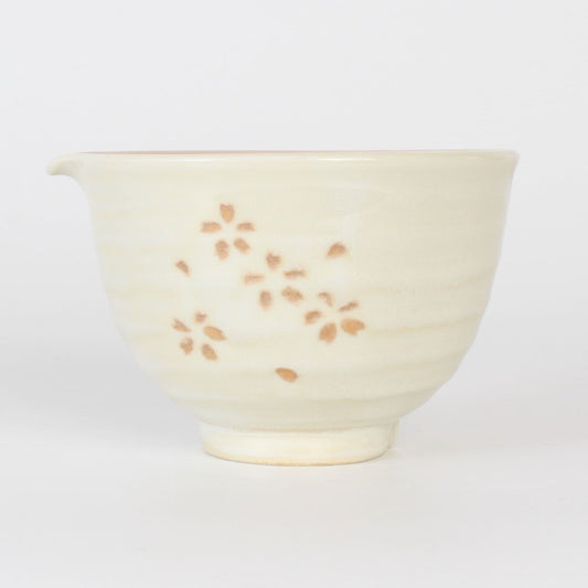 Matcha Latte Bowl with Pouring Spout | Kasumi Sakura | Mino Ware | Made in Japan