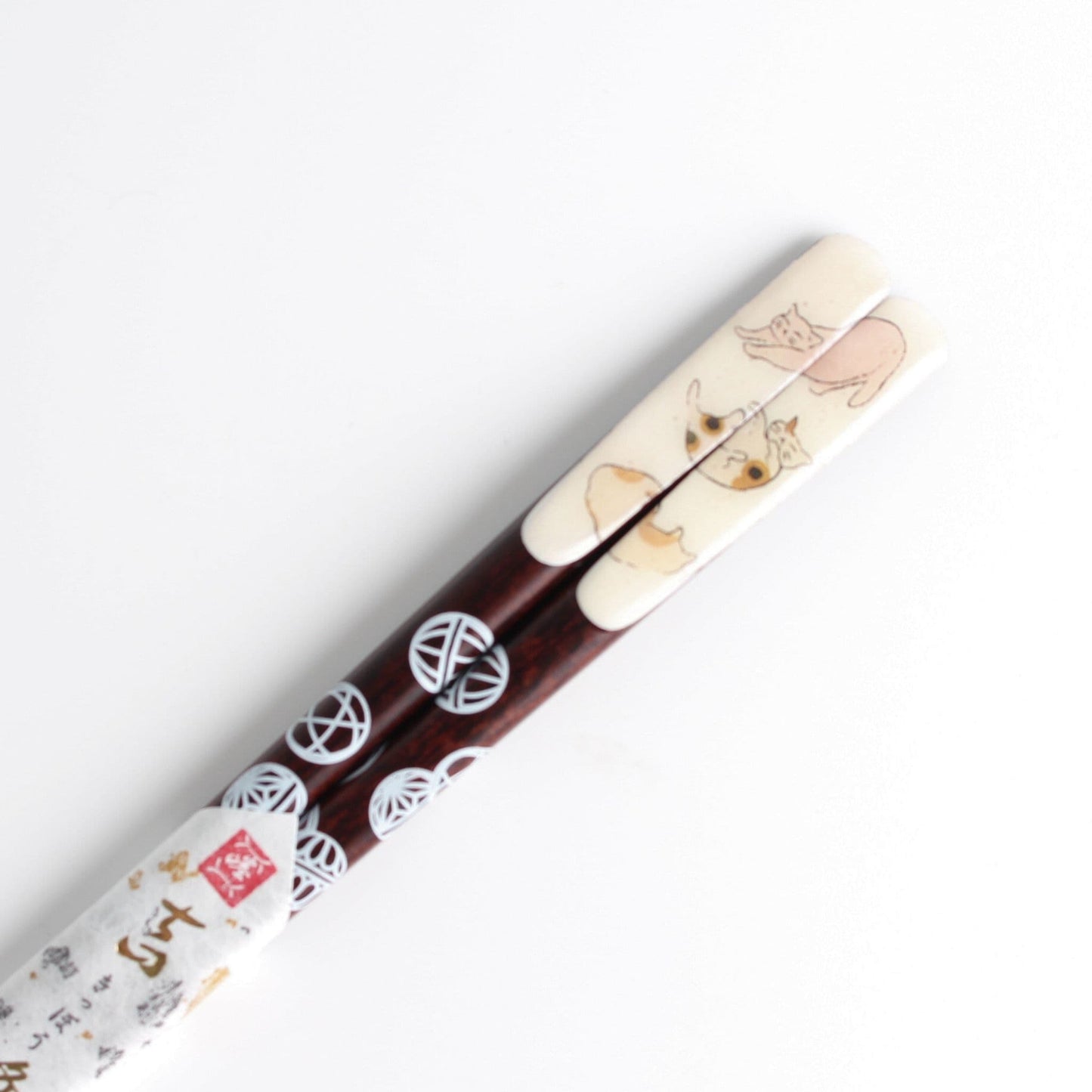 Urushi Lacquer Chopsticks - Relaxing Cats Brown