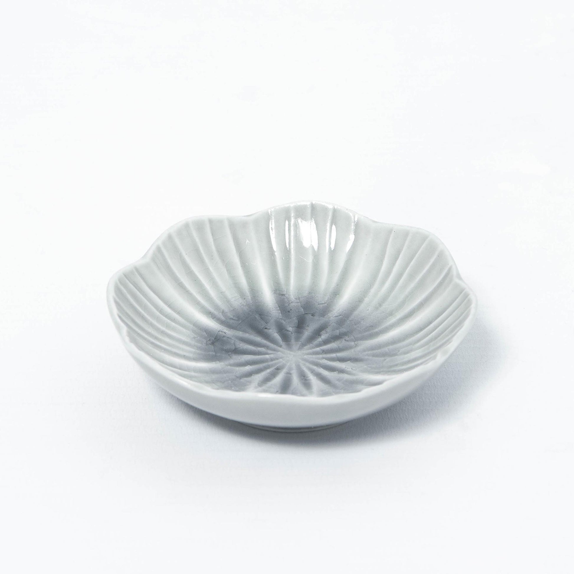 Small Plate Flower Grey