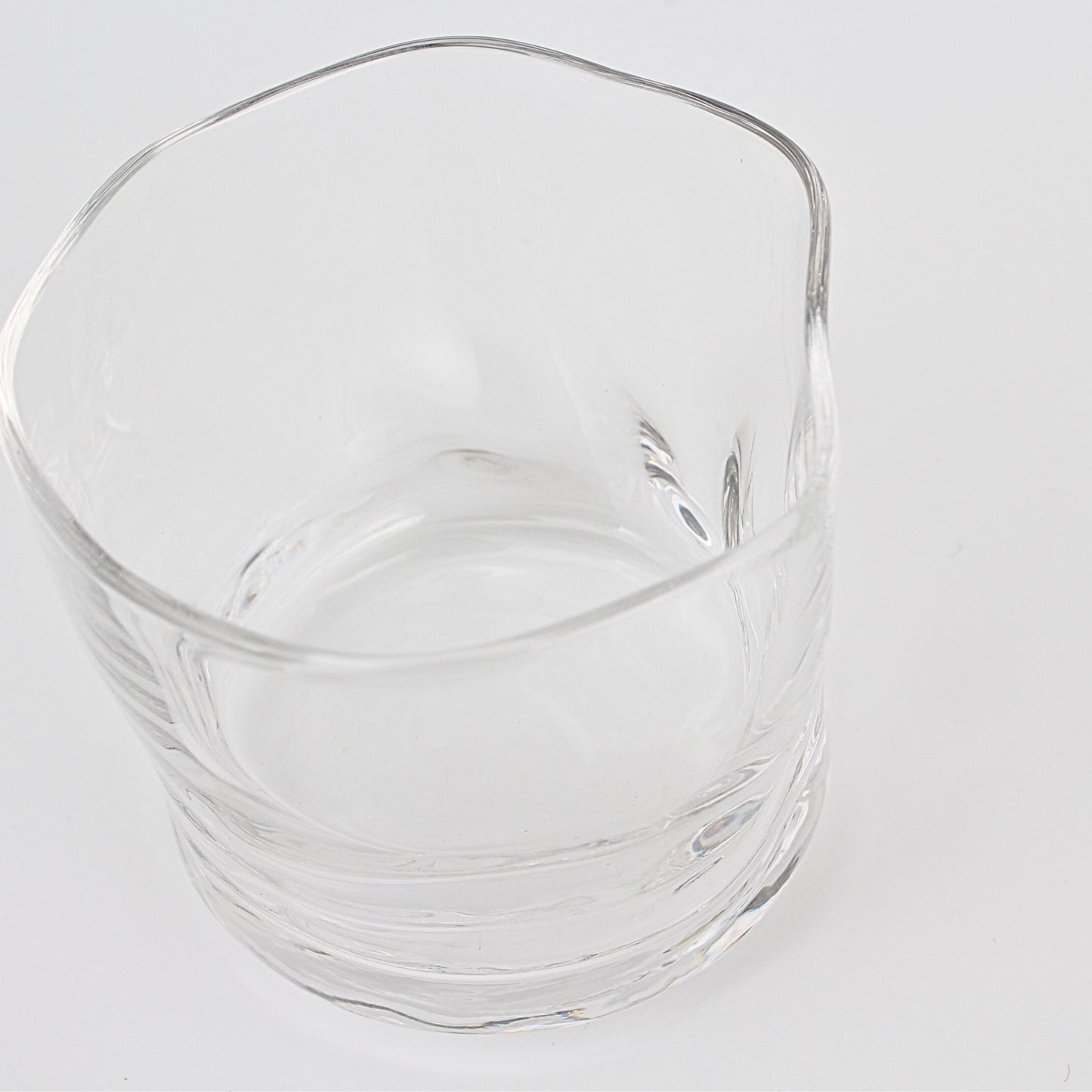 Glass Sake Cup Tebineri Fluid