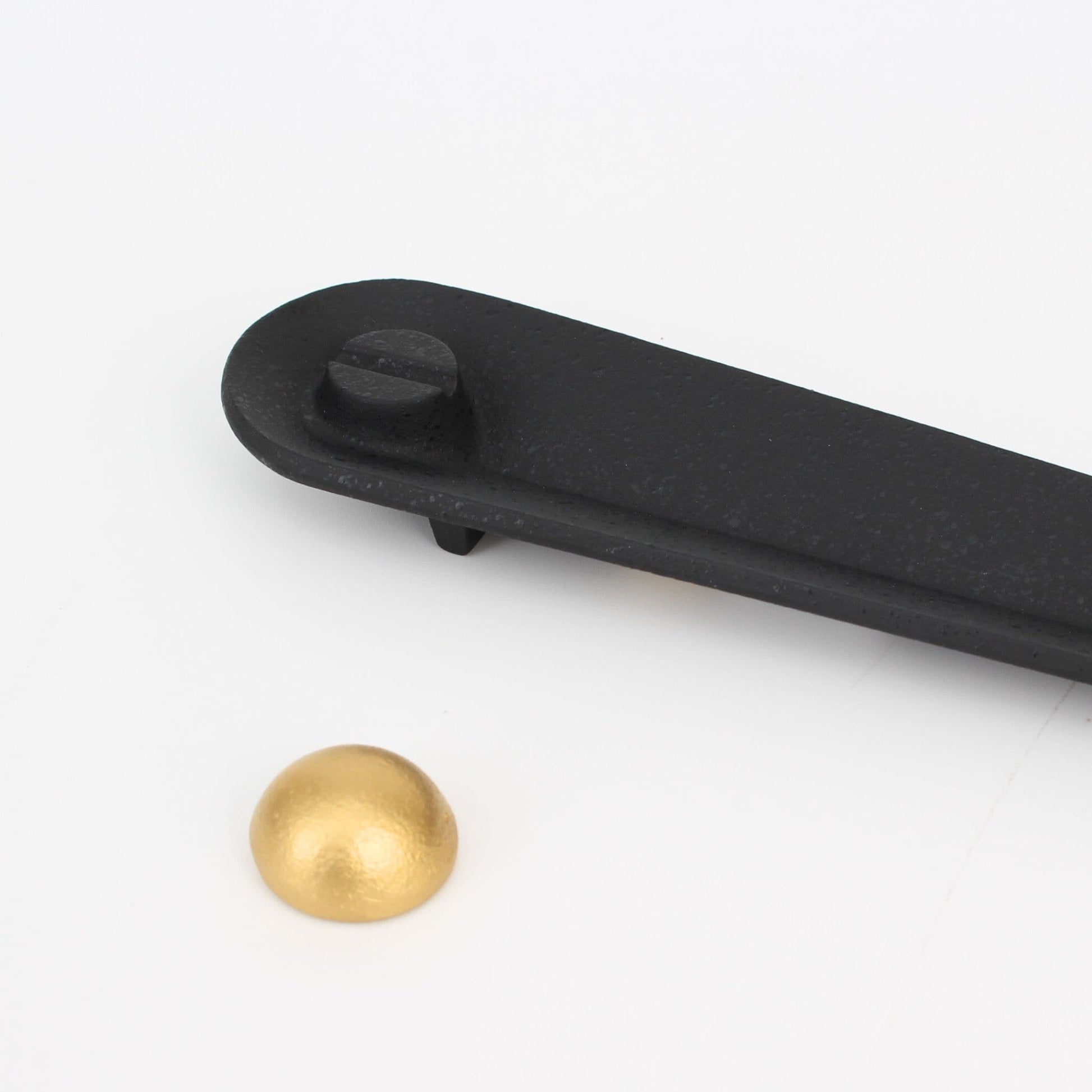 Cast Iron Incense Holder - Sasagatarochi