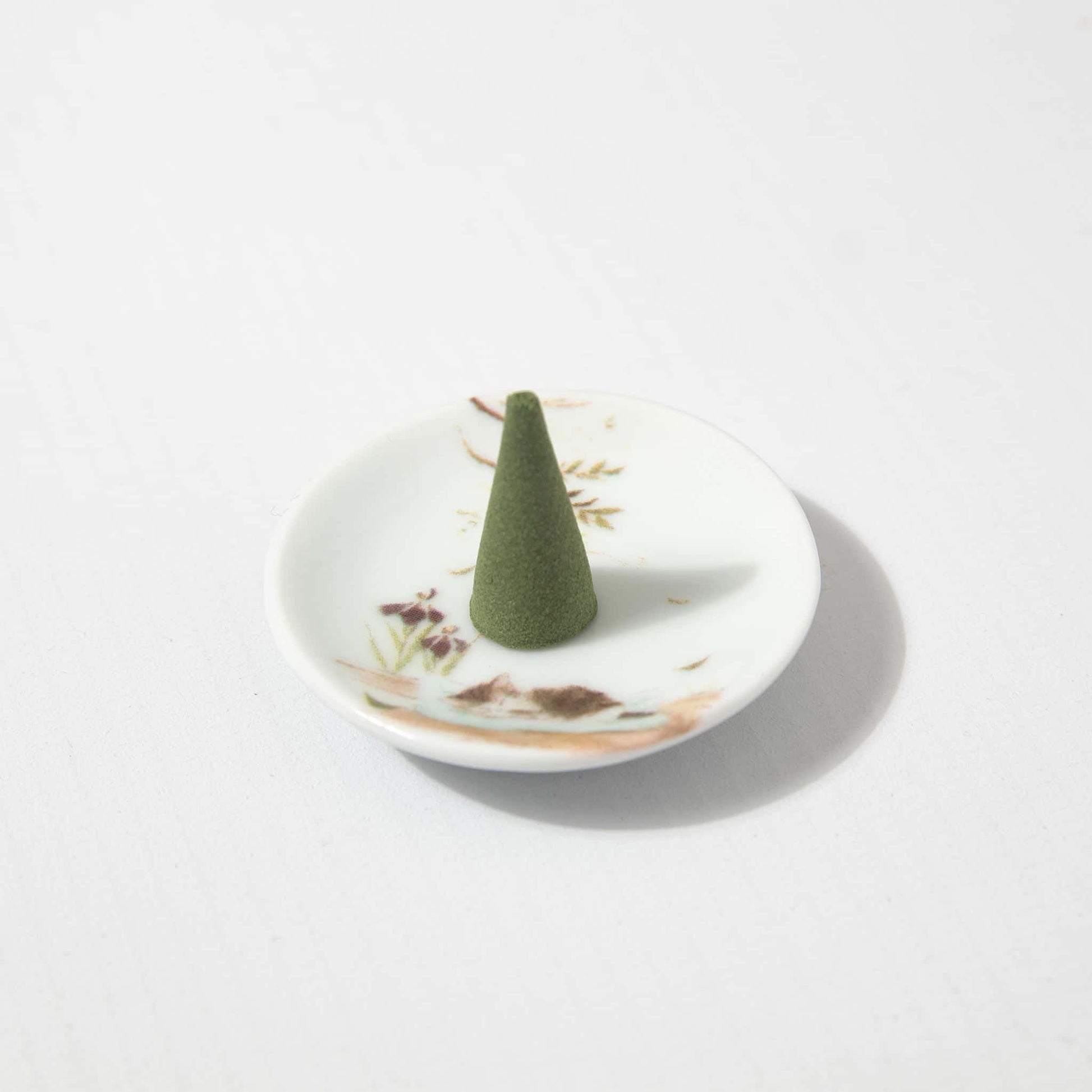 Incense Cones with Plate - Relax Cat Early Summer