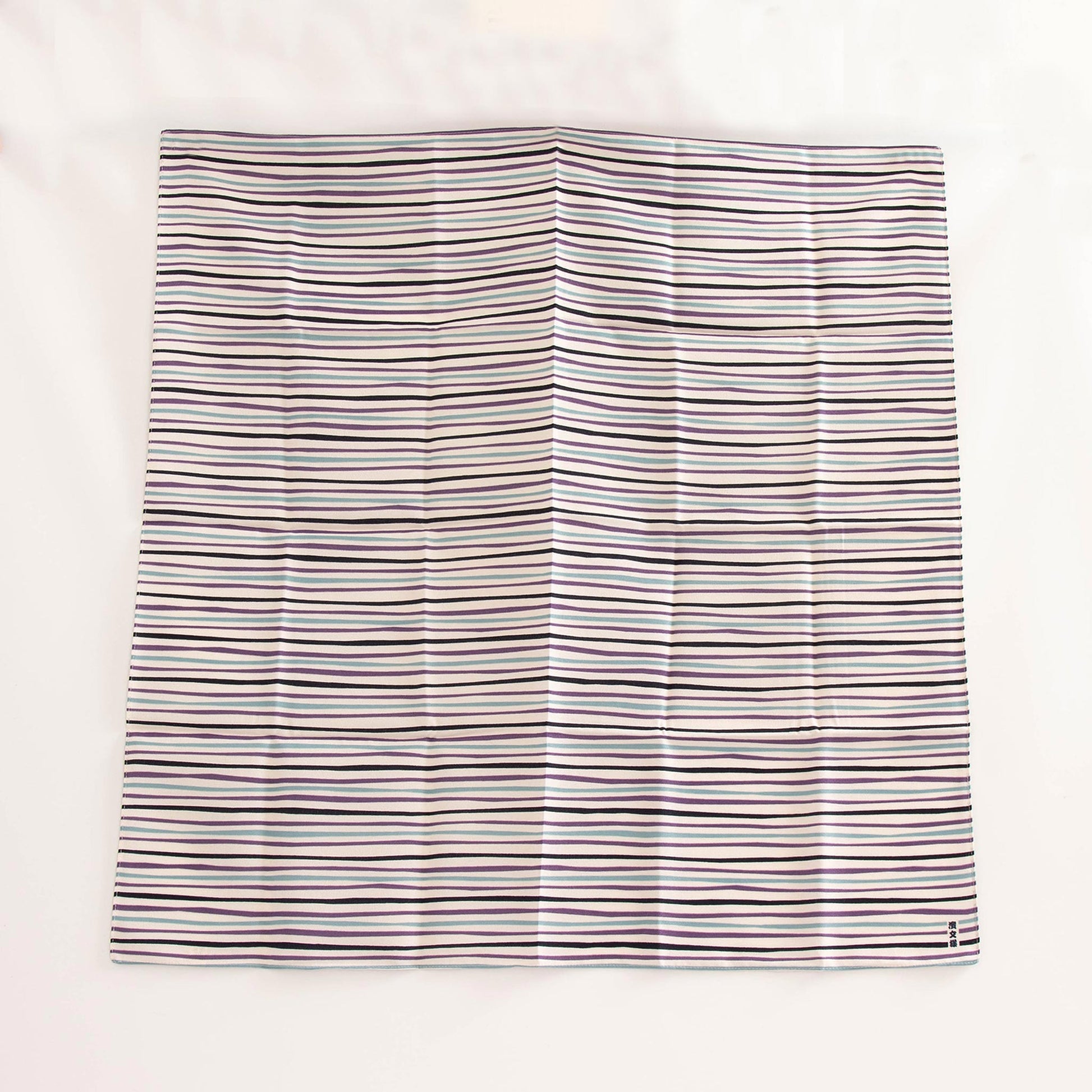 Medium Furoshiki Cloth - Five Lines