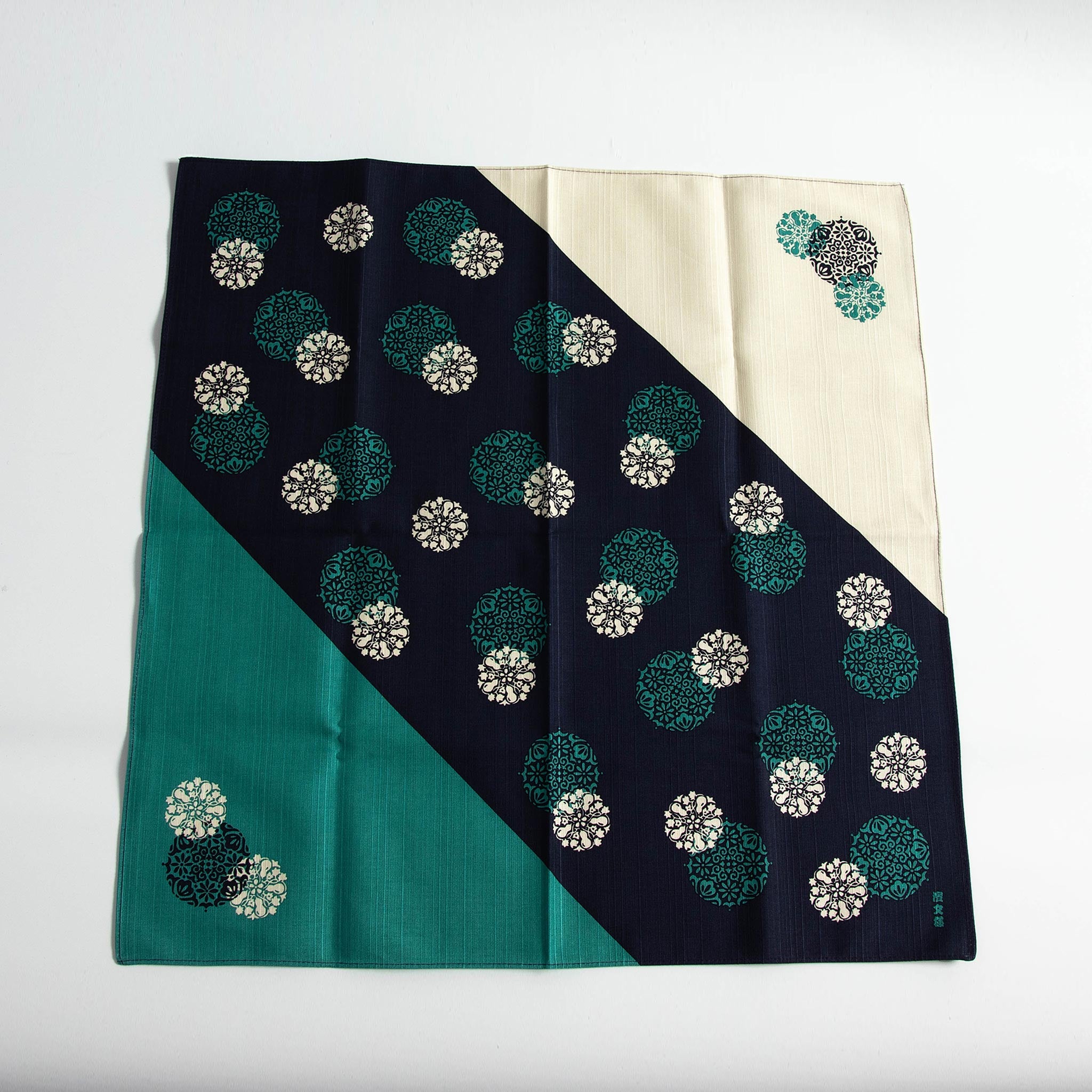HAMAMONYO Furoshiki Wikkeldoek 50cm X 50cm Iwai Tsuru (Rood HAMAMONYO Furoshiki Wikkeldoek 50cm X 50cm Iwai Tsuru (Rood