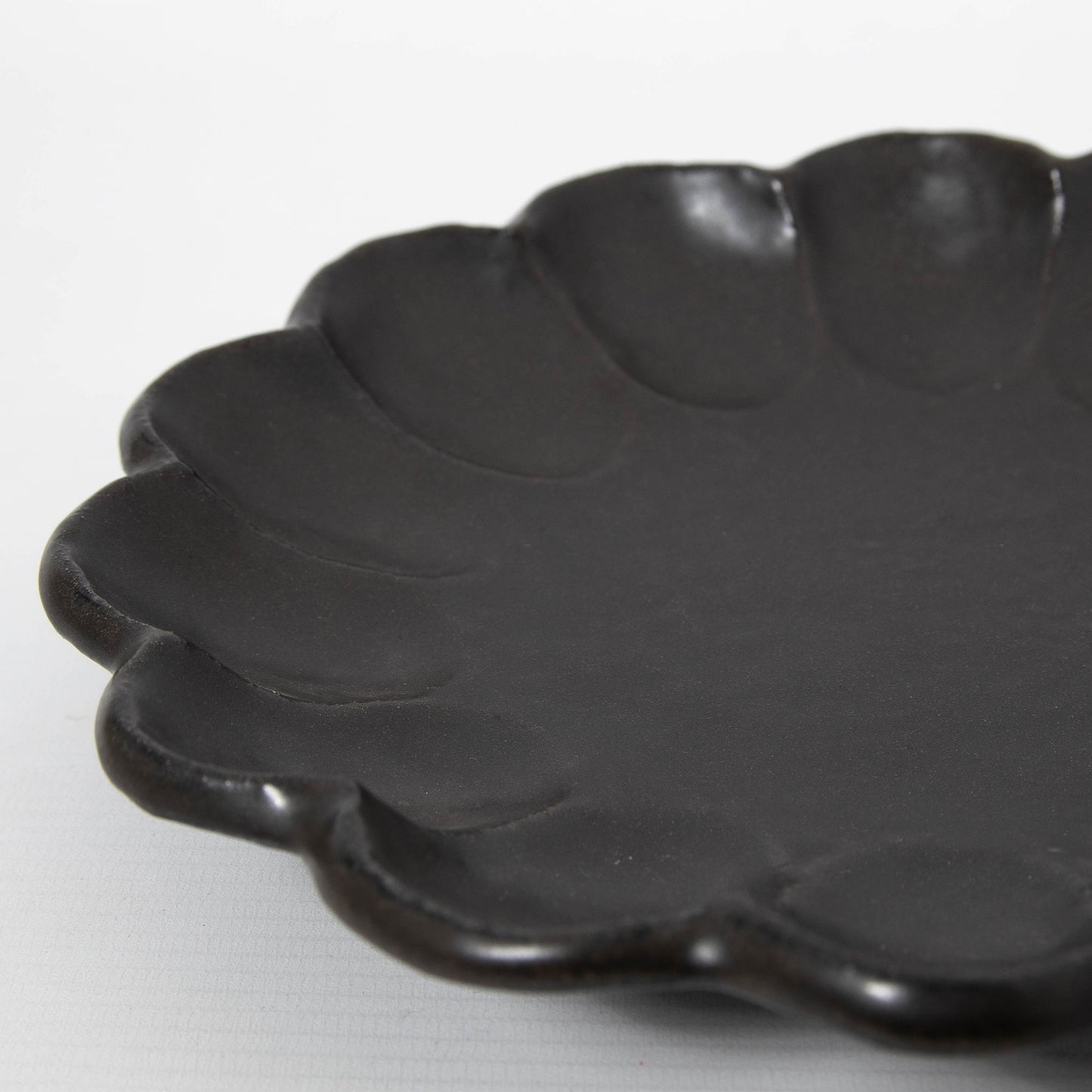 Rinka Plate Black 21.5cm