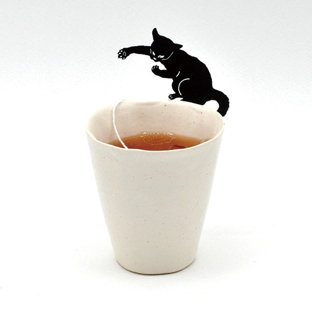Nekocha – Japanese Black Tea with Cat-Shaped Tea Tags